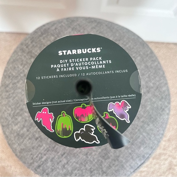 NWT Starbucks Fall 2023 Halloween Glow In The Dark + Stickers Drip Cold Cup 16oz - Picture 2 of 3